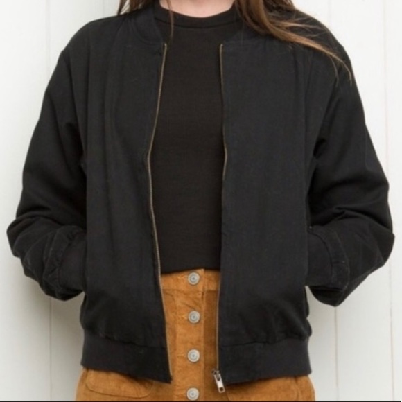 Brandy Melville Kasey Bomber Jacket - Picture 4 of 6